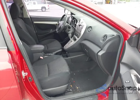 2010 Pontiac Vibe from USA, damaged, VIN 5Y2SP6E85AZ420128